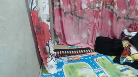 Snapshot of jinky212 chatting on June 3, 1:08 am jinky212 online show from June 3, 1:08 am