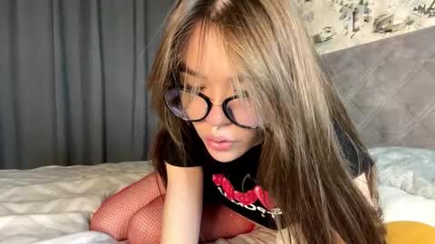 Jinny online show from October 17, 6:32 pm
