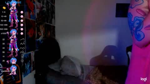 Snapshot of jinx_25 chatting on December 22, 7:33 am Jinx online show from December 22, 7:33 am