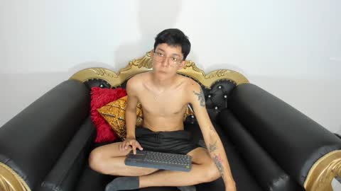 Snapshot of jisus_catt chatting on February 13, 11:23 pm Jisusth online show from February 13, 11:23 pm