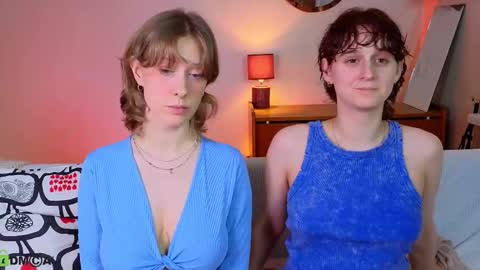 Hey Guys We are Julia ginger  Tina brunette online show from November 22, 11:42 am