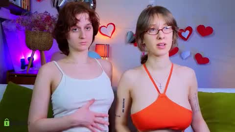 Hey Guys We are Julia ginger  Tina brunette online show from February 12, 8:48 pm