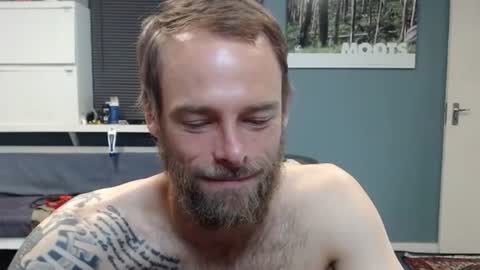 JamesJan van Rebel online show from January 13, 3:12 am