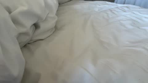 420 online show from April 20, 7:44 am