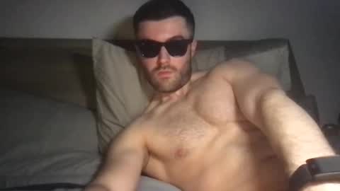 jjjshjjj online show from March 10, 11:10 pm