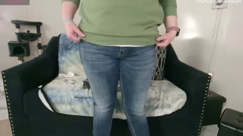 Nicole  Allen online show from December 28, 12:47 am