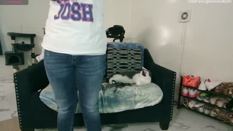 Nicole  Allen online show from December 29, 2:17 am