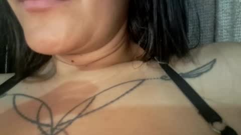 luuuuuuuuuu online show from February 13, 7:48 am