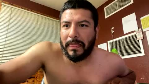 Snapshot of jjuarez5409 chatting on August 3, 4:11 am jjuarez5409 online show from August 3, 4:11 am