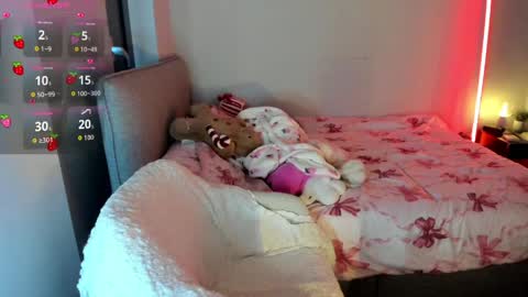 Juliette Rose online show from April 9, 5:40 am