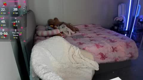 Snapshot of jjulietterose chatting on July 2, 6:41 am Juliette Rose online show from July 2, 6:41 am