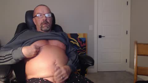 Snapshot of jk4fun59 chatting on December 2, 6:41 am Jamie online show from December 2, 6:41 am