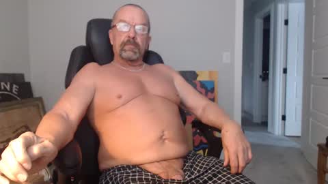 Snapshot of jk4fun59 chatting on December 11, 8:18 pm Jamie online show from December 11, 8:18 pm