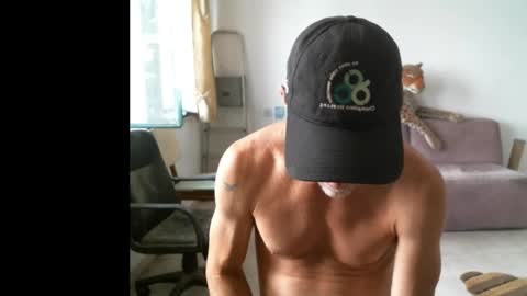 Snapshot of jlmbud chatting on September 20, 1:01 pm jlmbud online show from September 20, 1:01 pm