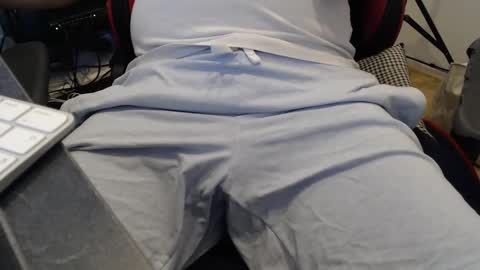 jlouis759 online show from October 26, 12:44 pm