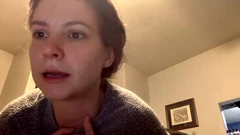 Snapshot of jlynn1997 chatting on November 12, 12:11 am jlynn1997 online show from November 12, 12:11 am