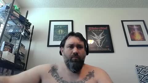 Snapshot of jmos20xx chatting on May 16, 12:07 am jmos20xx online show from May 16, 12:07 am