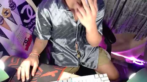 jn_lustzone online show from January 18, 8:45 pm