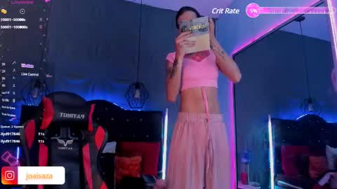 Joa Isaza     online show from February 12, 5:37 am