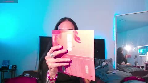 Snapshot of joaisaza chatting on February 18, 9:49 am Joa Isaza online show from February 18, 9:49 am