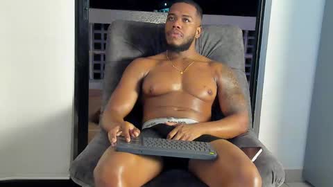 Snapshot of joan_saenz chatting on January 14, 6:02 am JOAN SAENZ online show from January 14, 6:02 am