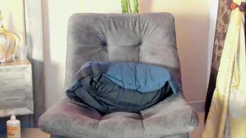 Snapshot of joan_saenz chatting on February 8, 2:58 am JOAN SAENZ online show from February 8, 2:58 am