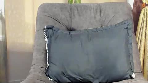 Snapshot of joan_saenz chatting on February 27, 3:36 am JOAN SAENZ online show from February 27, 3:36 am