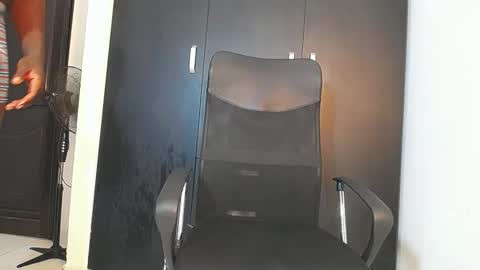 Snapshot of joan_silva chatting on February 15, 11:12 pm joan_silva online show from February 15, 11:12 pm