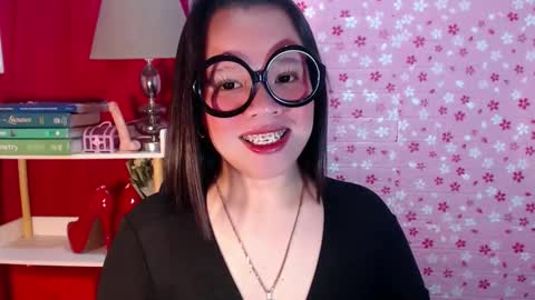 Snapshot of joanagorgeous chatting on November 4, 8:19 pm Joana online show from November 4, 8:19 pm