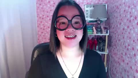 Snapshot of joanagorgeous chatting on December 5, 12:30 am Joana online show from December 5, 12:30 am