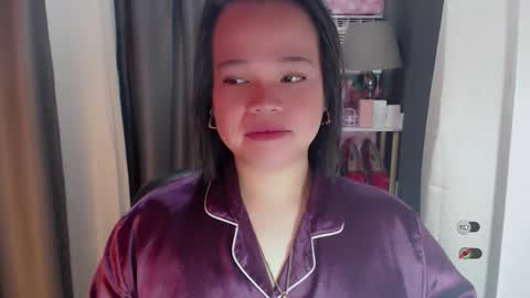 Joana online show from April 21, 7:50 pm