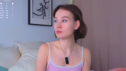 Snapshot of joancrumpton chatting on October 22, 1:50 am Alice in the country of dreams online show from October 22, 1:50 am