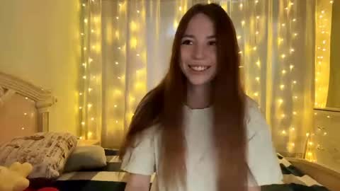 Snapshot of joanegalles chatting on May 13, 4:43 am Viki online show from May 13, 4:43 am