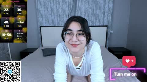 Mia online show from January 22, 12:17 pm