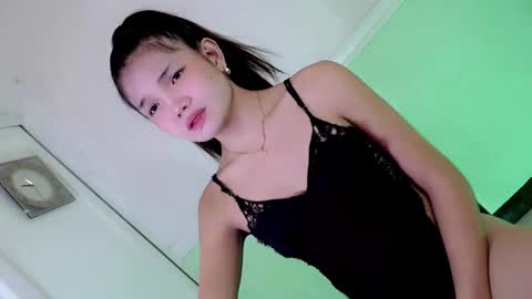 joanna_johnson online show from April 23, 12:56 am