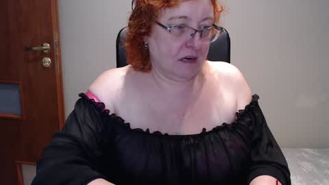 Joanna and Greg online show from January 14, 8:31 am