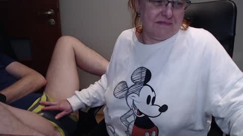 Joanna and Greg online show from February 7, 5:51 pm