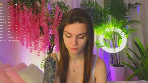 Eva online show from April 10, 7:18 pm