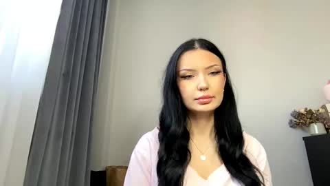 Joan online show from February 15, 1:09 pm