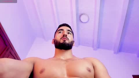 JOAO BATISTA online show from February 19, 10:28 pm