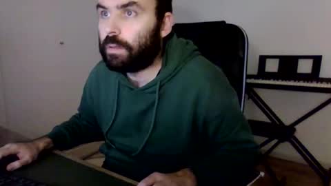 joaodias_18 online show from February 12, 5:52 pm