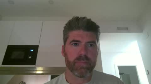 joaquinix123 online show from May 9, 10:04 pm