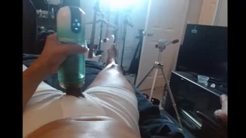 Dude 9x6 online show from November 19, 7:03 pm