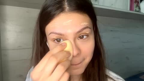 Mila online show from April 13, 9:48 am