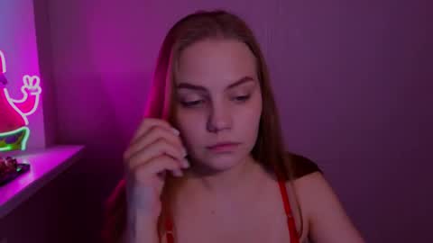 Snapshot of jodiewithgreen chatting on May 28, 4:59 pm Jodie 3 returning TODAY online show from May 28, 4:59 pm