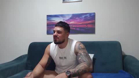 Snapshot of jodogs chatting on November 14, 5:55 pm Tiberius online show from November 14, 5:55 pm