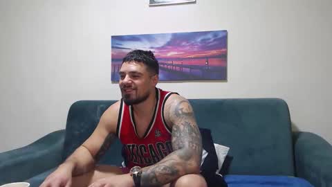 Snapshot of jodogs chatting on November 16, 1:49 pm Tiberius online show from November 16, 1:49 pm