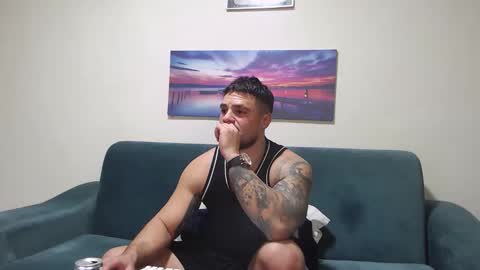 Snapshot of jodogs chatting on November 29, 8:01 pm Tiberius online show from November 29, 8:01 pm