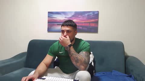 Snapshot of jodogs chatting on December 1, 5:51 pm Tiberius online show from December 1, 5:51 pm