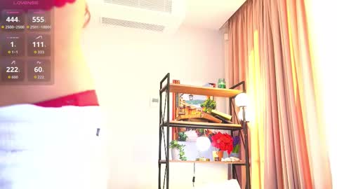 Nicole online show from February 5, 4:28 am